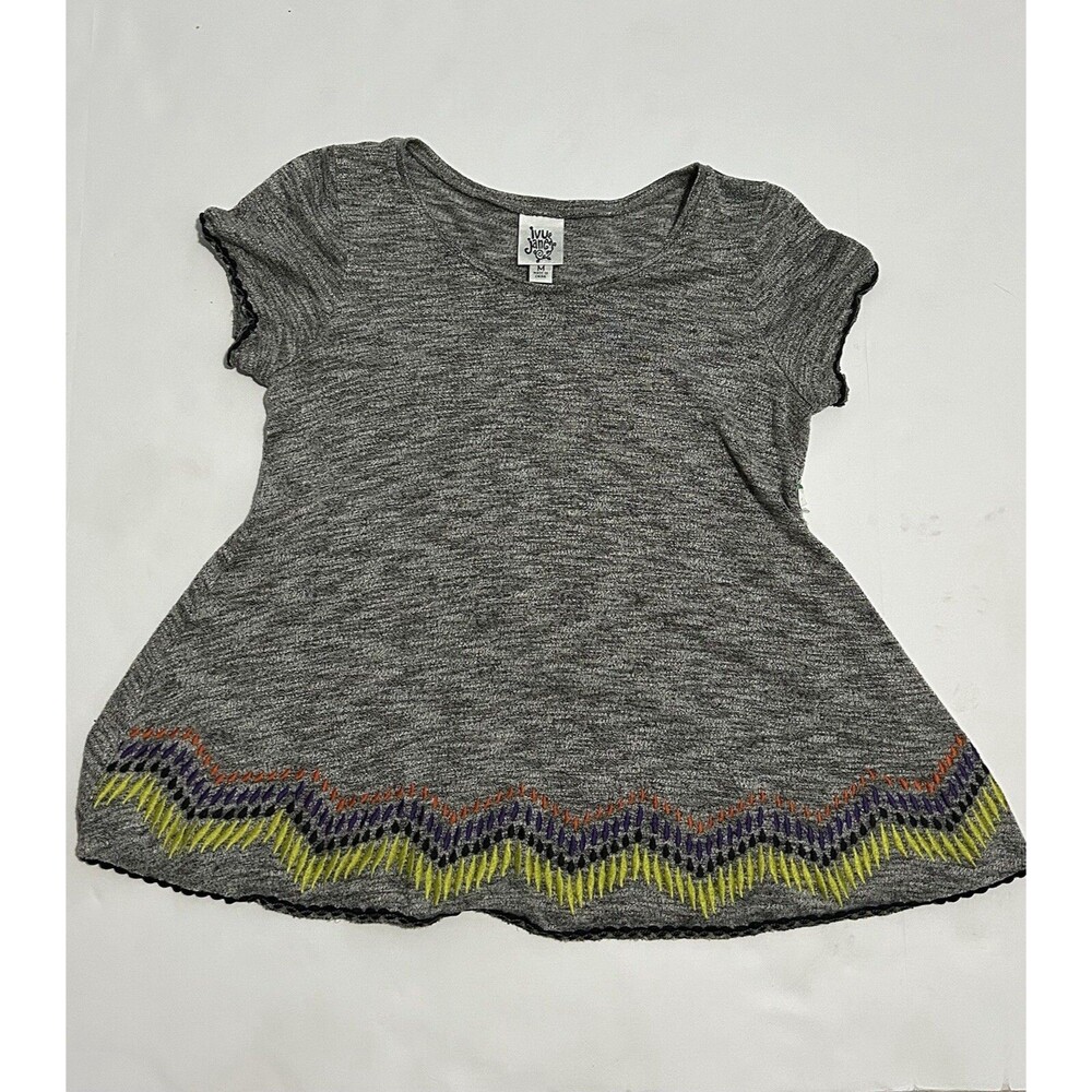 Ivy Jane Gray Knit Top Size M Embroidered Hem Short Sleeve Scoop Neck Boho